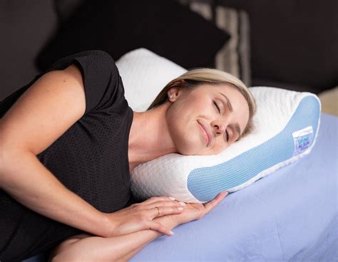 Spinealign pillow - Checking with reputable linen and bedding companies through their online portals is an easy way to find size charts for each company’s pillows. Each manufacturer sizes pillows according to its own specifications.